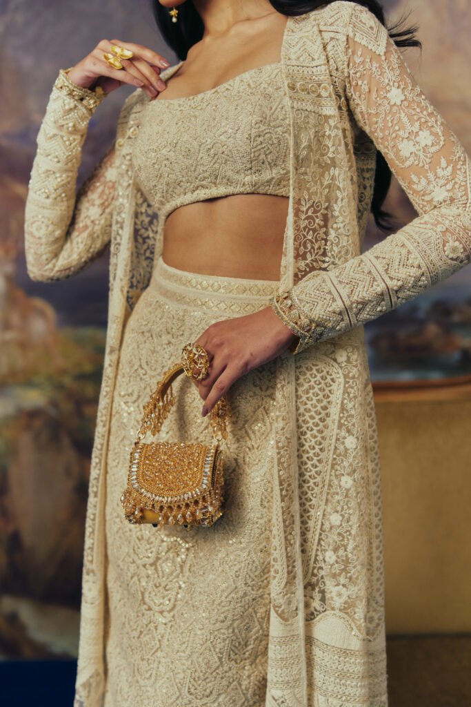Noor-e-Taj Signature Set view 3